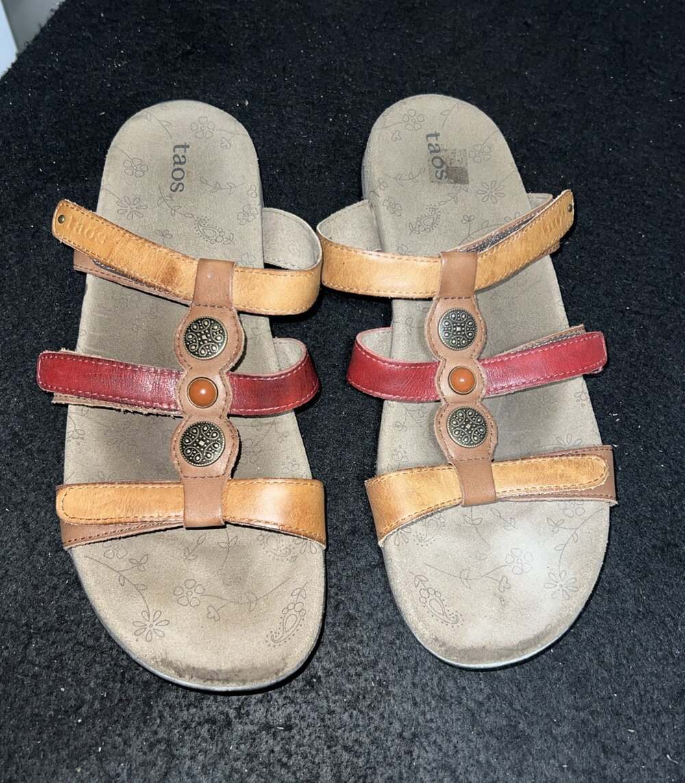 Taos Prize 4 Brown Red Sandal Womens US 11 Slip On Comfy
